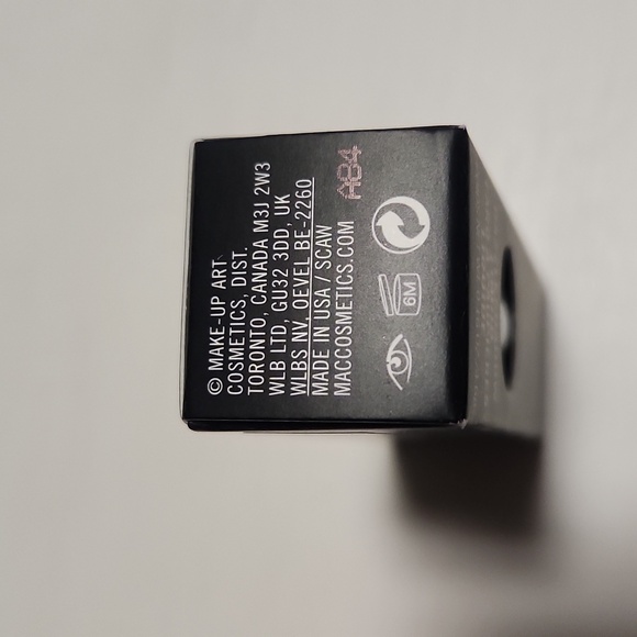 MAC Stars In My Eyes Dazzleshadow Liquid - Picture 8 of 10